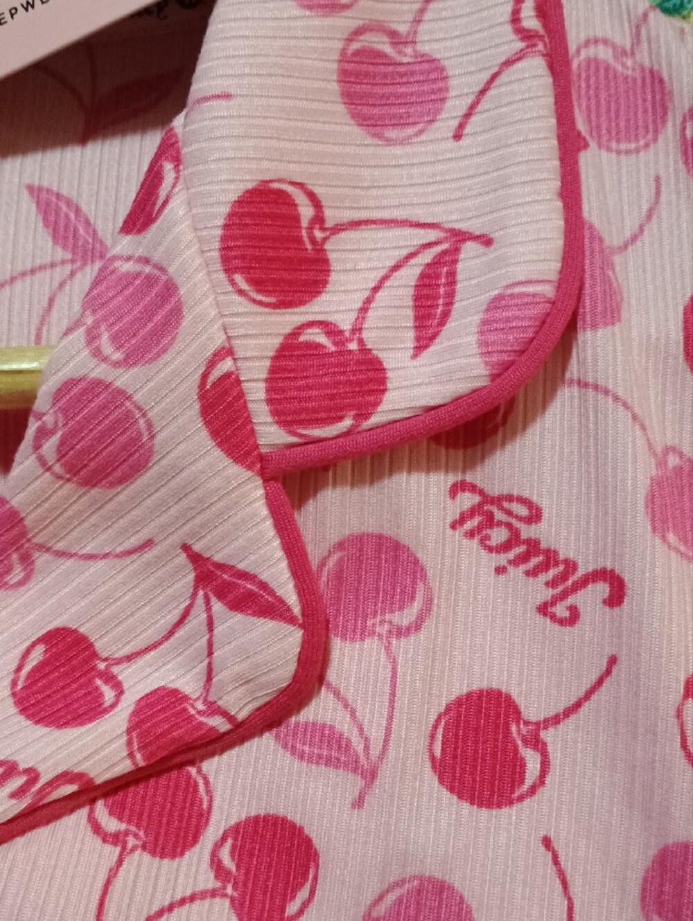 NWT Juicy Couture Sleepshirt JC Cherry Toss Pink Button Nightgown Size Medium - Picture 4 of 12